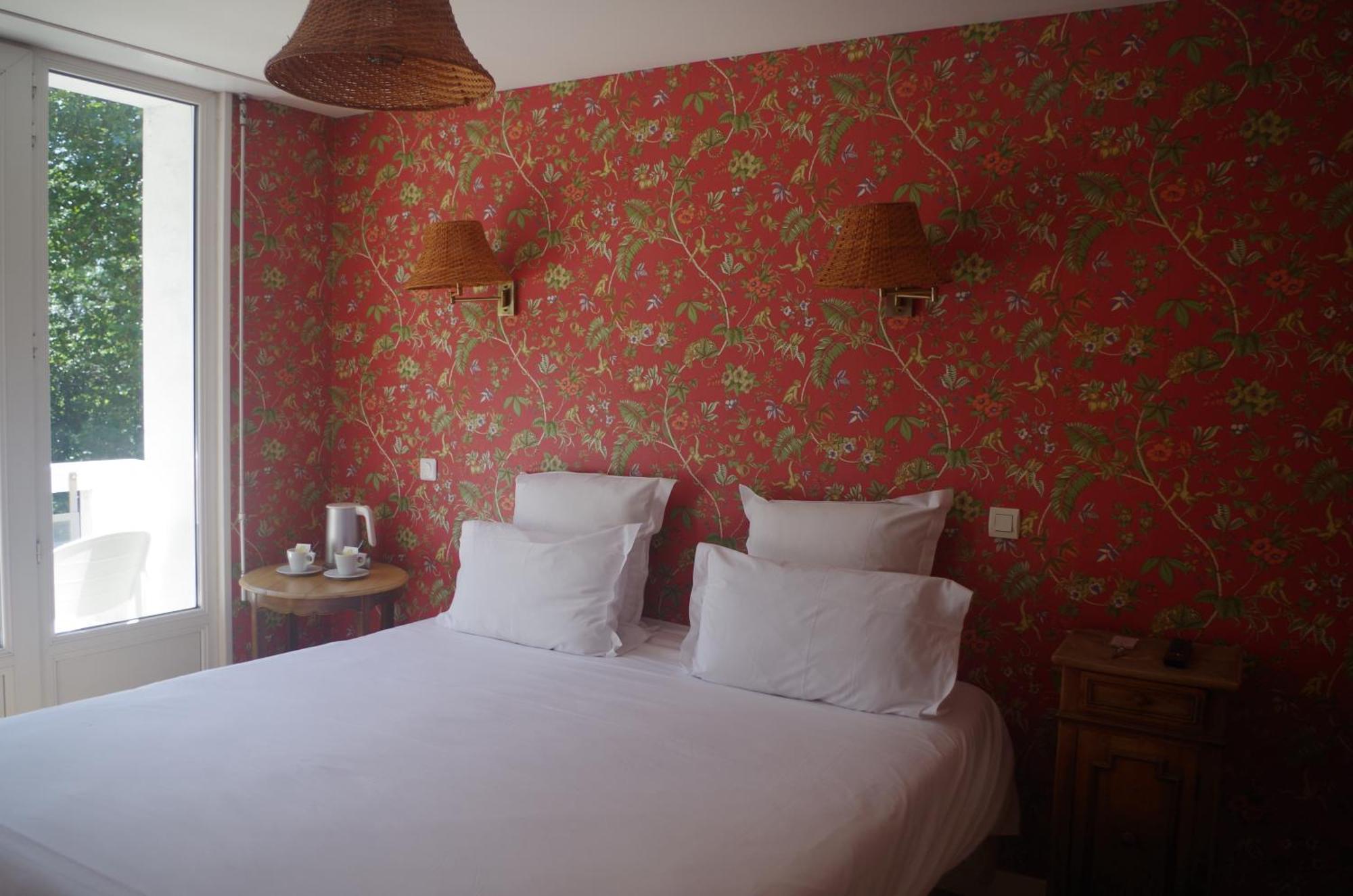 Hotel Richelieu Calais Kültér fotó