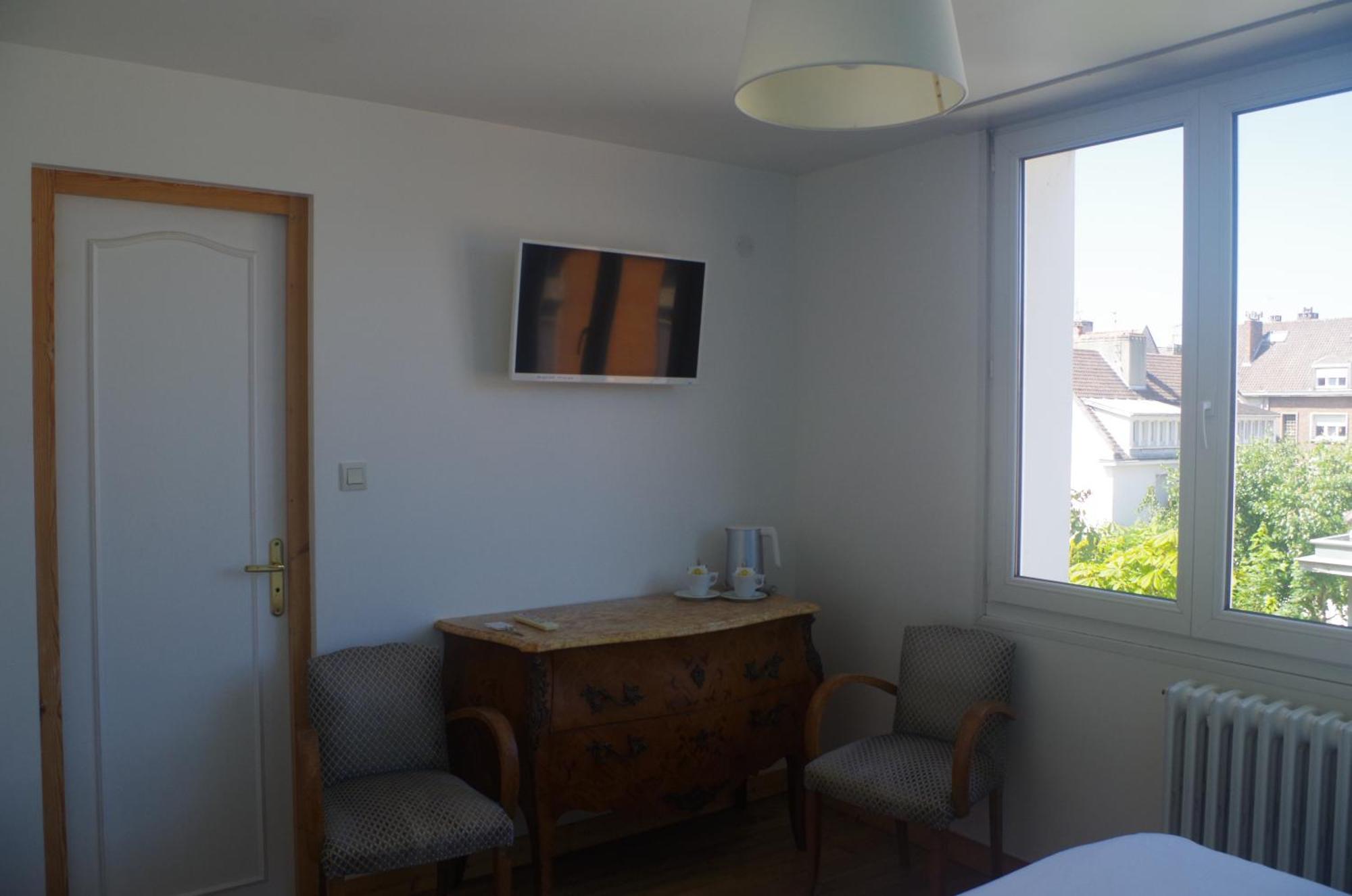 Hotel Richelieu Calais Kültér fotó