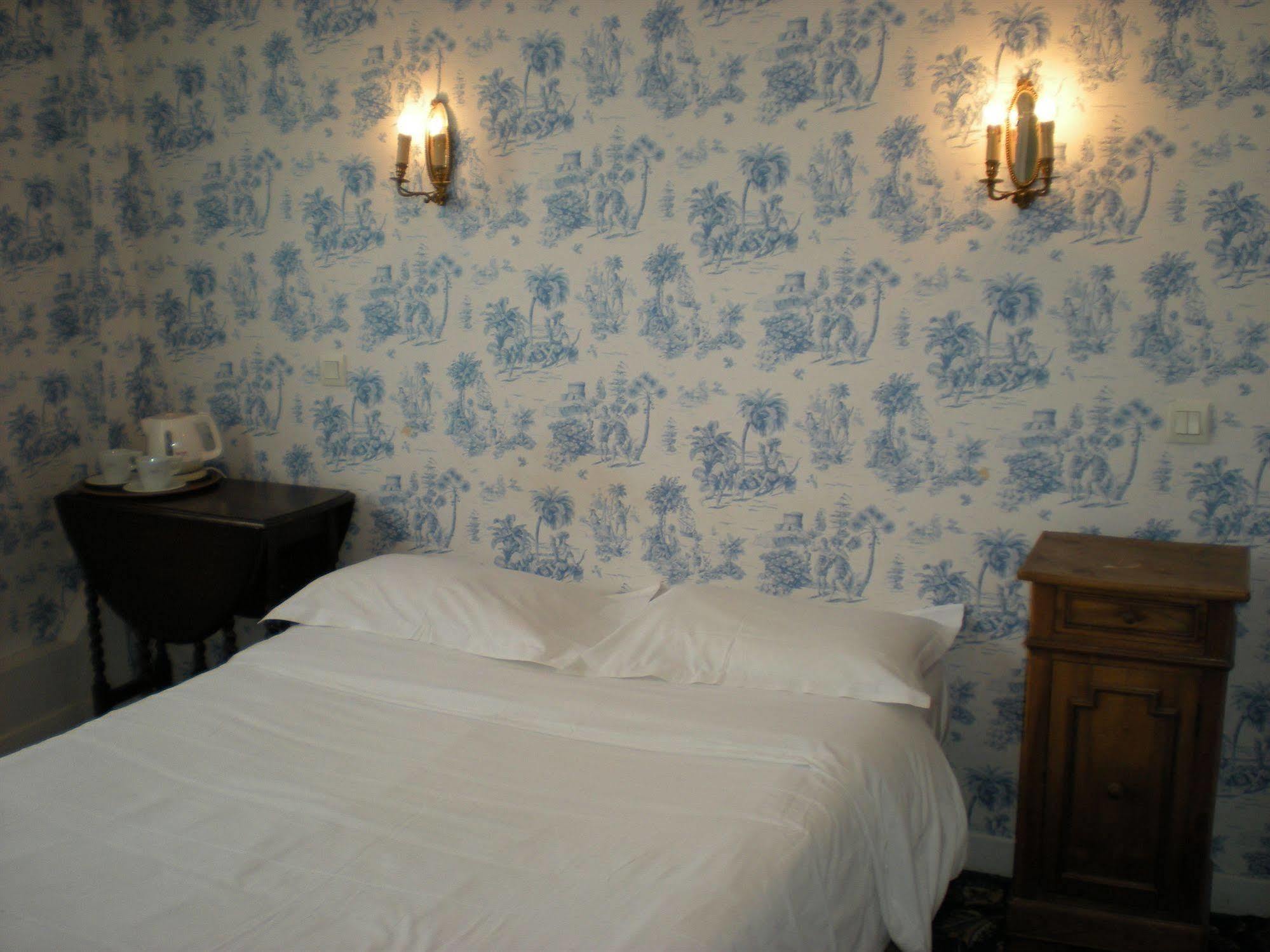Hotel Richelieu Calais Kültér fotó