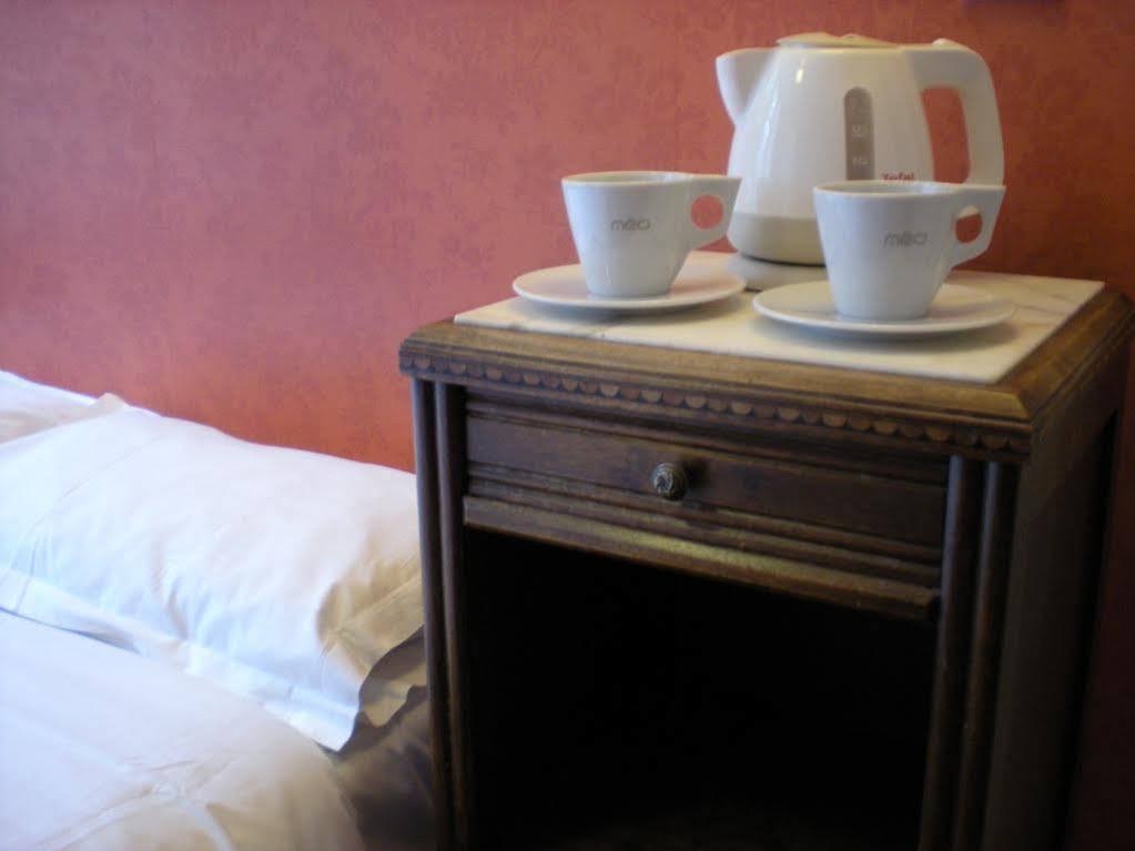 Hotel Richelieu Calais Kültér fotó